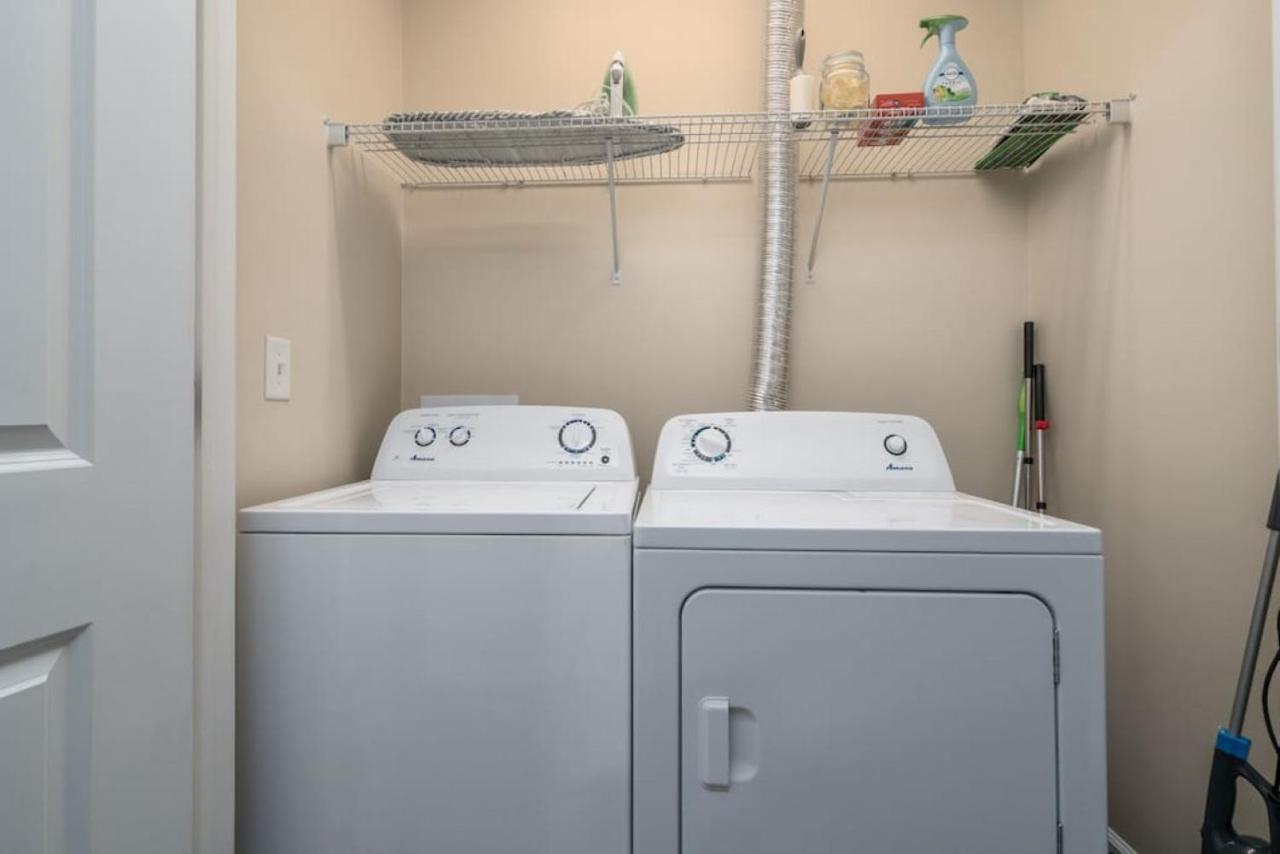 Downtown Indy Private Bedroom - Shared إنديانابوليس المظهر الخارجي الصورة